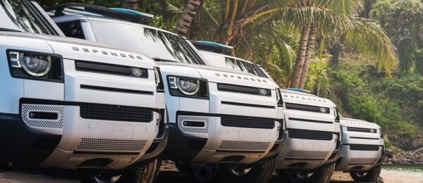S plným tiketem jste dnes ve hře o 4 luxusní vozy Land Rover Defender.