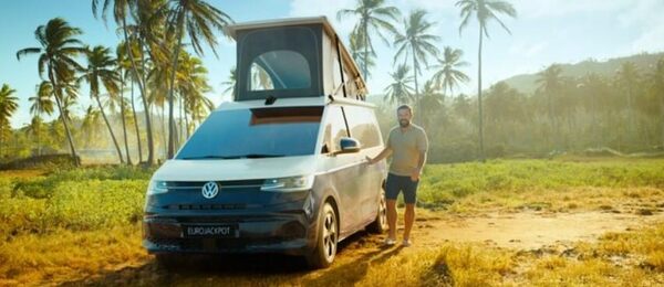 Dnes se v Eurojackpotu hraje o miliardy a k tomu o prémii v podobě luxusního vozu VW California.