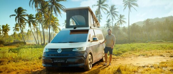 Dnes máte poslední možnost vyhrát jeden ze 4 luxusních vozů VW California. Stačí si vsadit plný tiket Eurojackpotu.